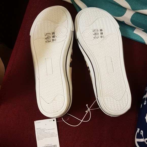 Gymboree Canvas Sneakers/Shoes - Picture 3 of 5
